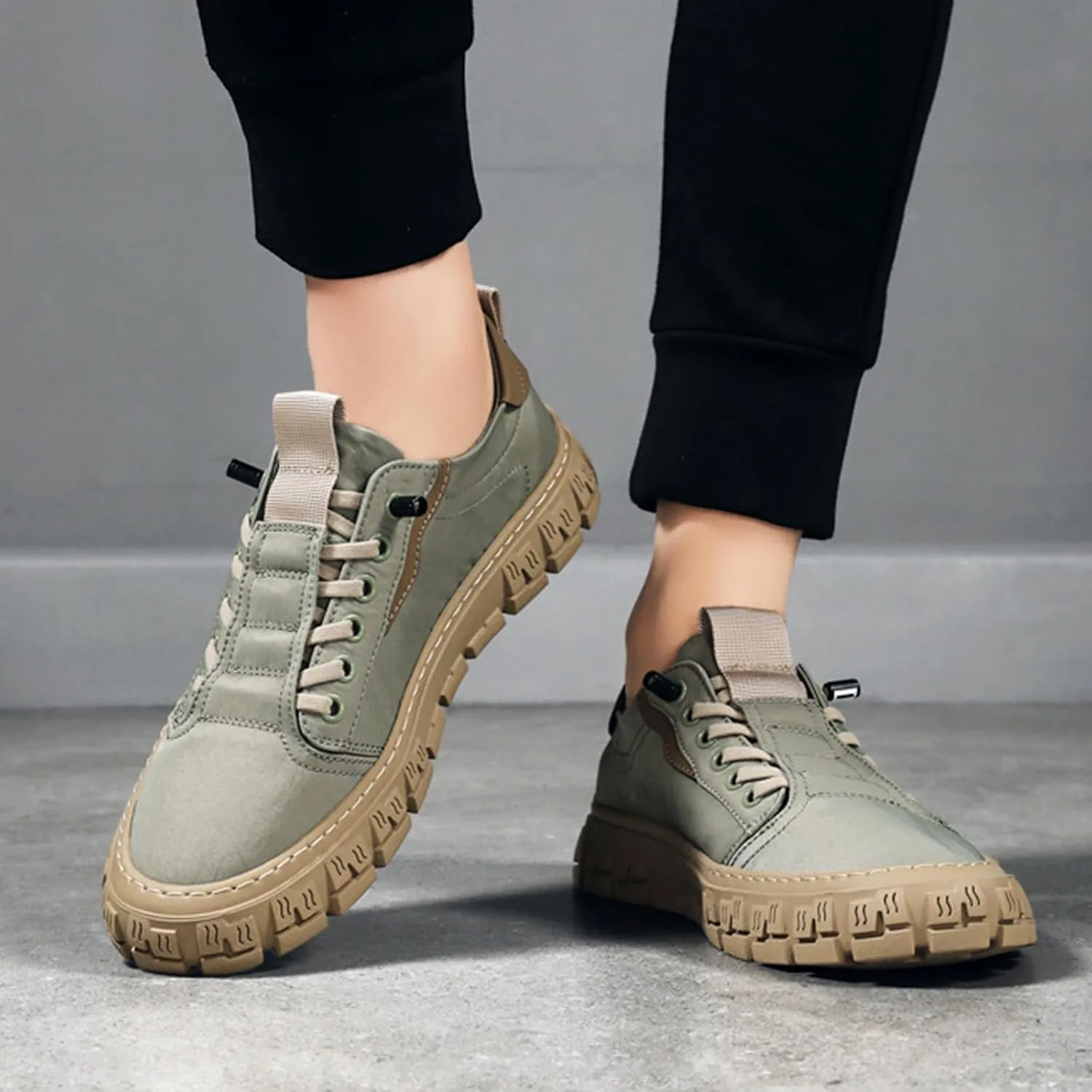 Canvas Shoes Men's Breathable New Men's Fashionable and Versatile Casual Board Shoes Indoor Stick Sneaker