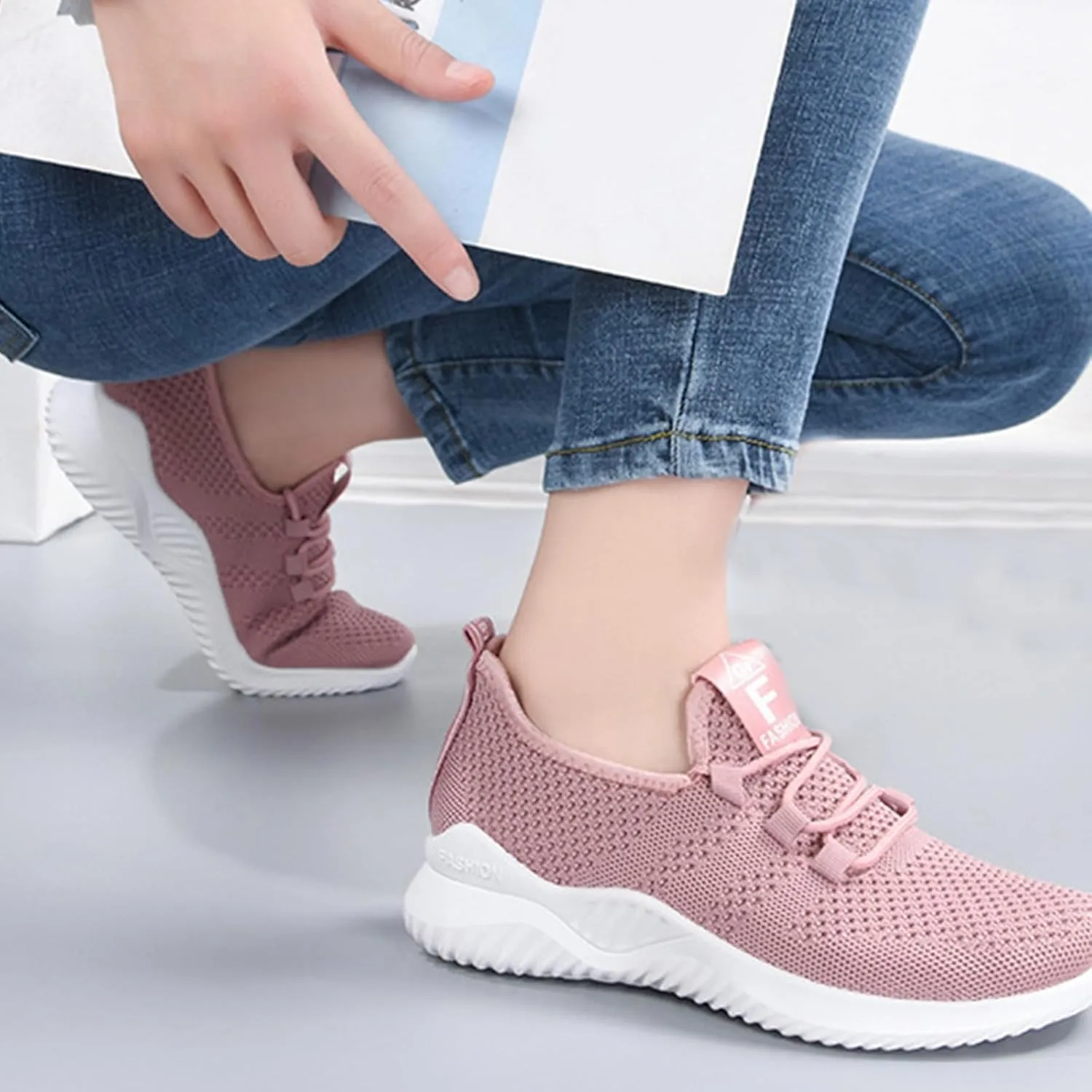 Casual Sneakers for Women Lightweight Breathable Non Slip Mesh Hollow Out Walking Shoes Work Shopping Travel Canvas Shoes Comfortable Sports Workout Gym Sneakers for Running
