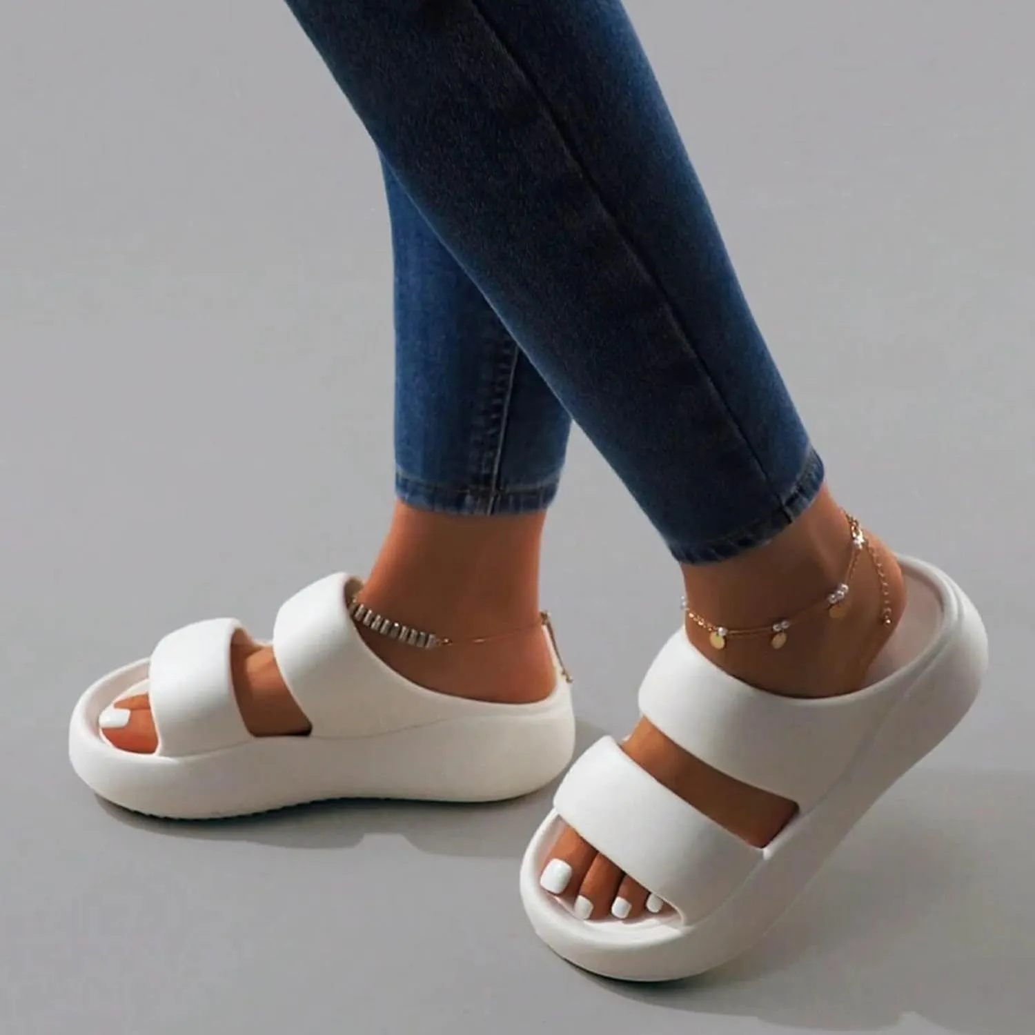 Comfortable Slip On Slide Sandals for Women Bathroom Slippers Casual Sandals Indoor Outdoor Ladies Leather Sandals
