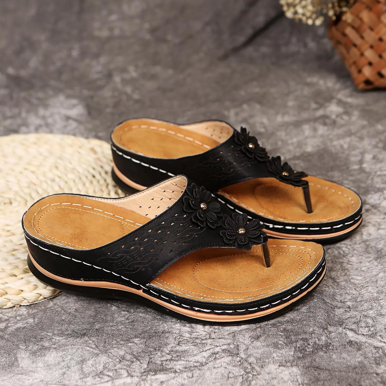 Eduavar Walking Sandals Women Comfort, Womens Sandals Comfortable Flip Flops Summer Beach Wedge Sandals with Arch Support
