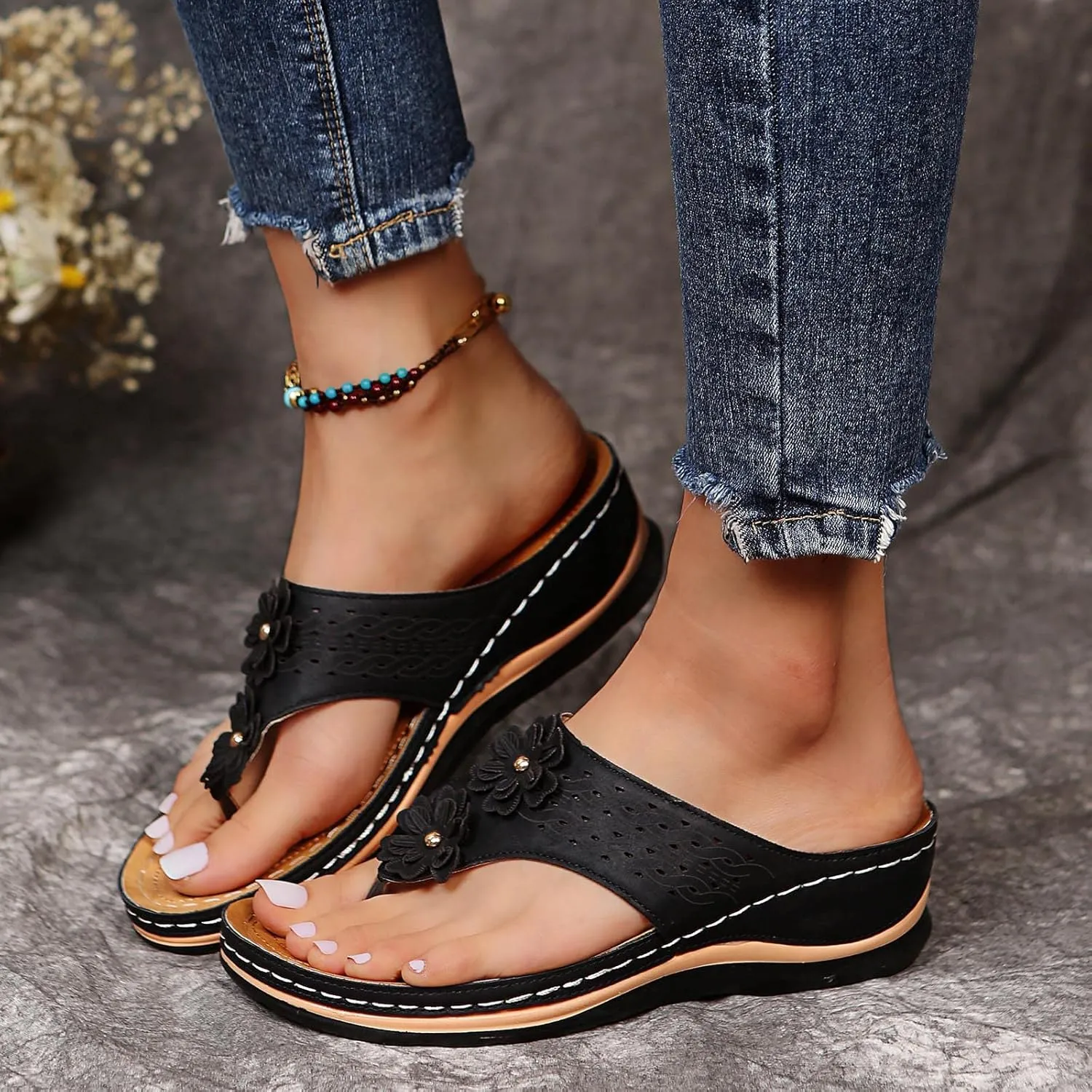 Eduavar Walking Sandals Women Comfort, Womens Sandals Comfortable Flip Flops Summer Beach Wedge Sandals with Arch Support