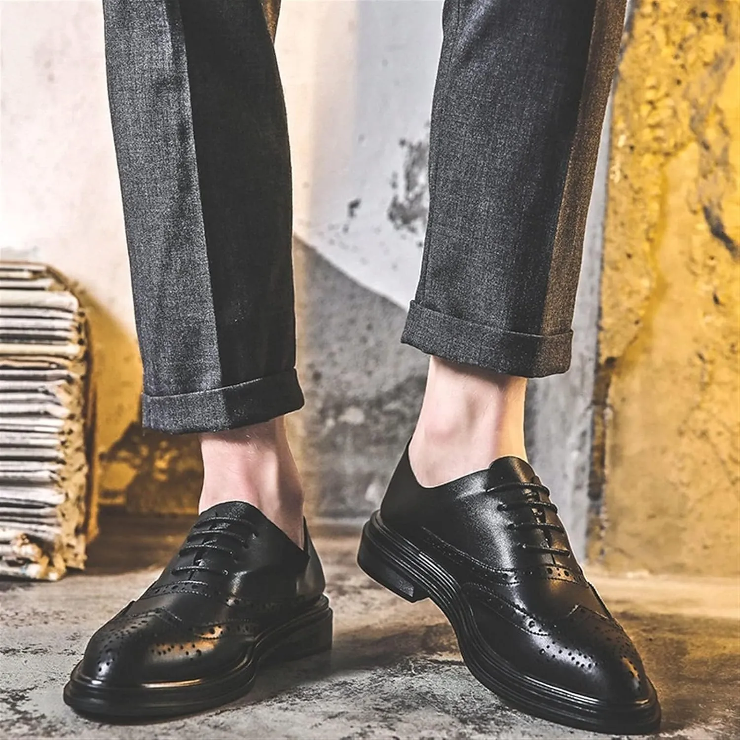 Leather Men Retro Men Brogues Genuine Leather Dress Shoes Handmade Wedding Shoes for Men Round Toe Slip Low Top Breathable Casual Tuxedo Leather Shoes