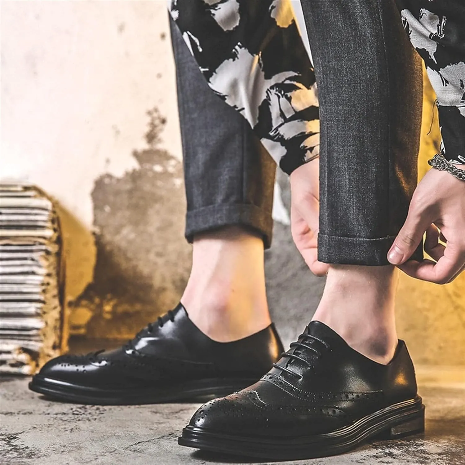 Leather Men Retro Men Brogues Genuine Leather Dress Shoes Handmade Wedding Shoes for Men Round Toe Slip Low Top Breathable Casual Tuxedo Leather Shoes