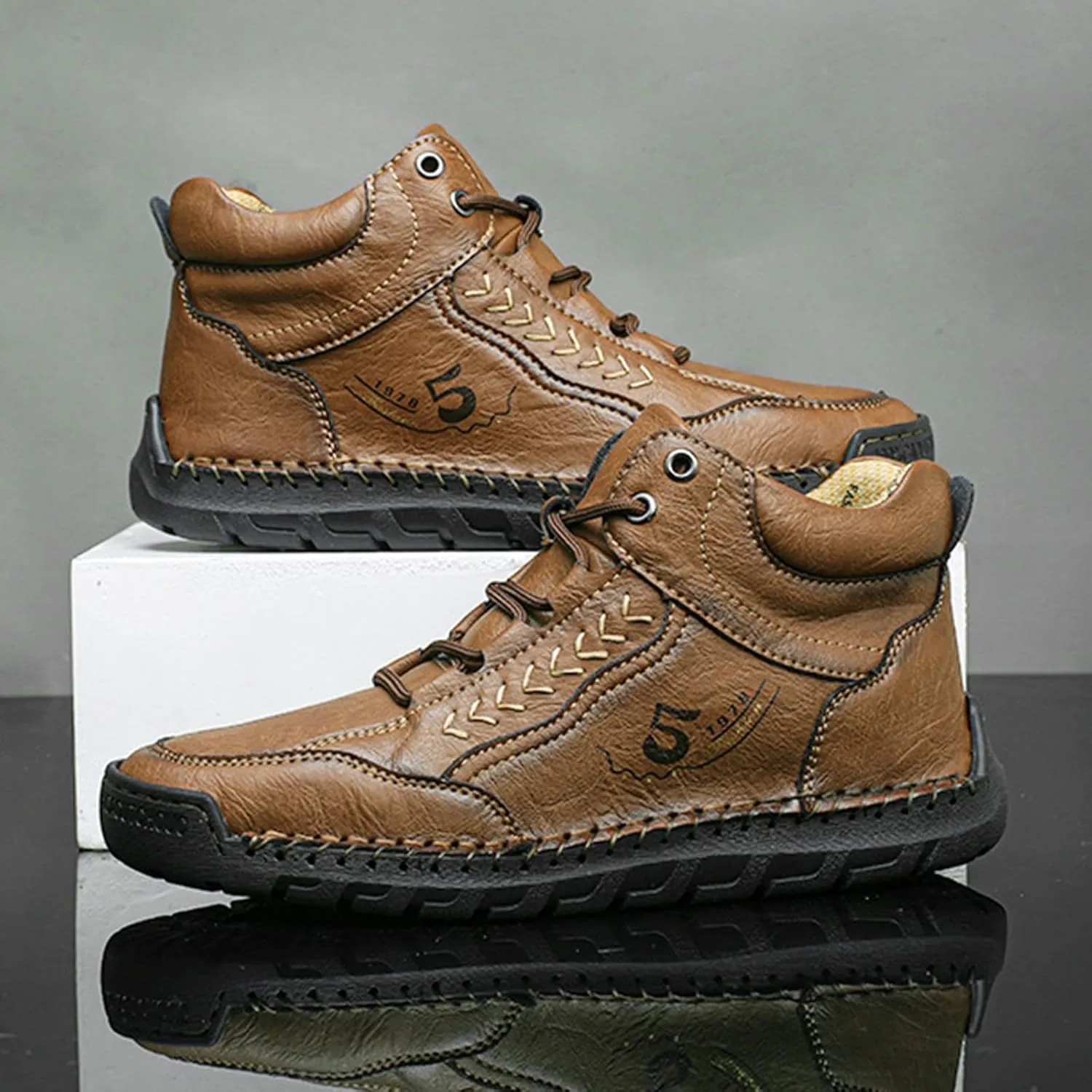 Mens Leather Sneakers Casual Comfy Sole Walking Running Shoes Comfortable Tennis Shoes Closed Toe Non Slip Summer Spring Men Sneaker for Hiking