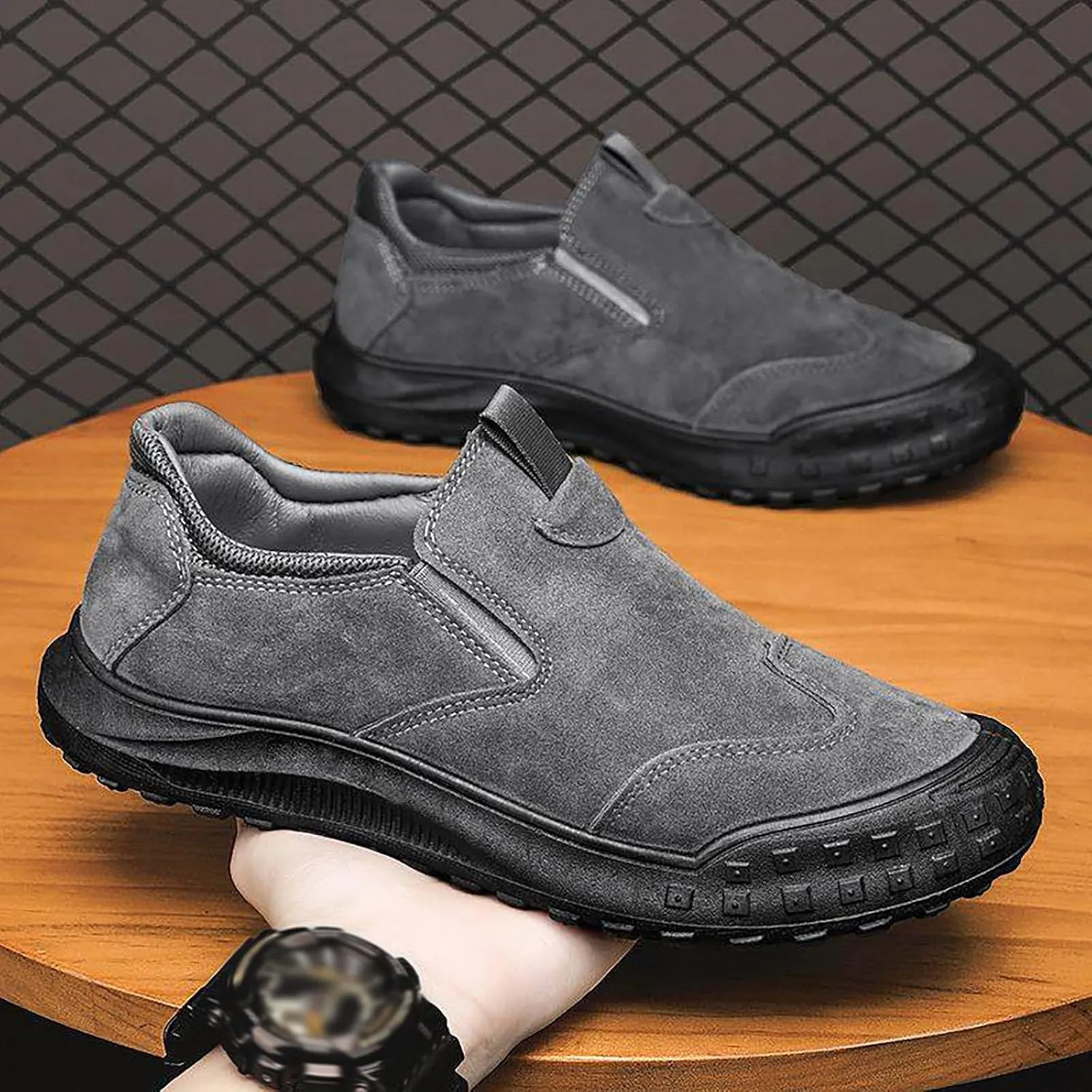 Men's Shoes and Winter New Outdoor Versatile Sports Breathable Men Shoes Smart Casual Sneaker