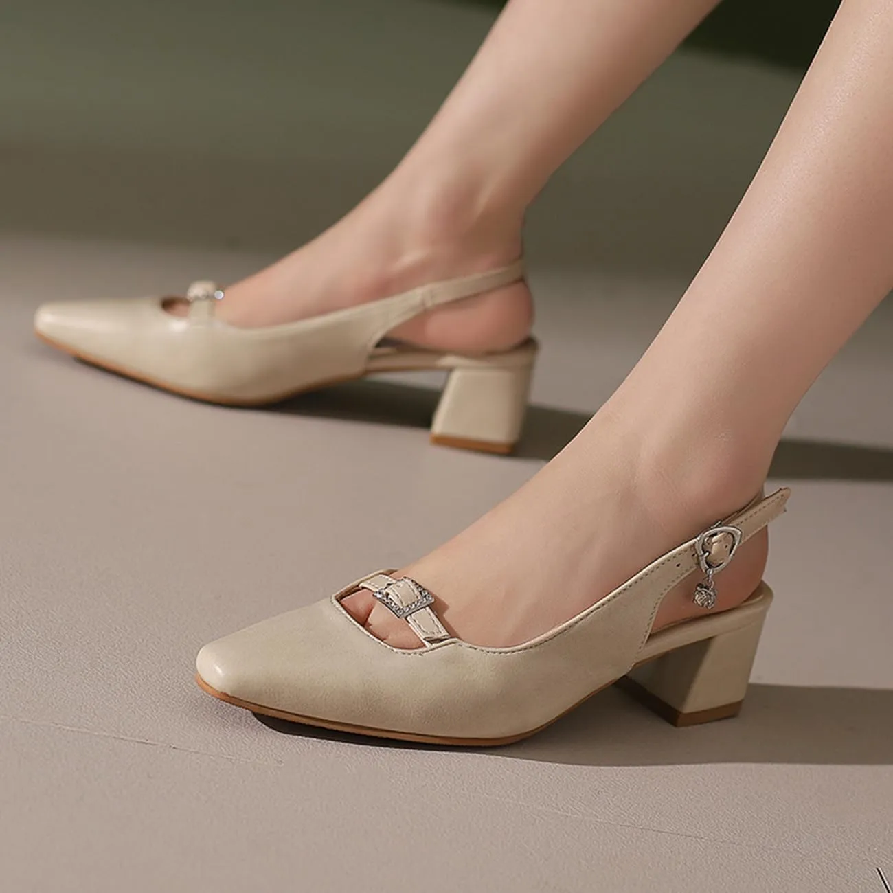 MRKEWUNEY Elegant Womens Slingback Mary Janes Chunky Heel Pumps