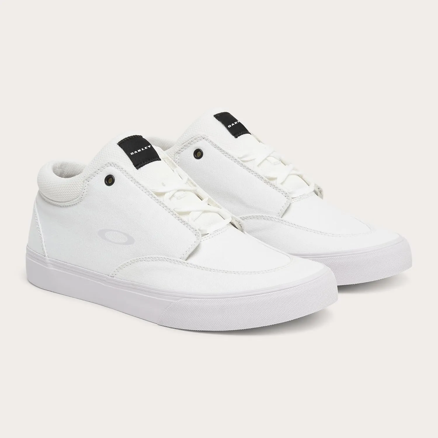 Oakley Men's Banks Low Canvas Sneaker Walking