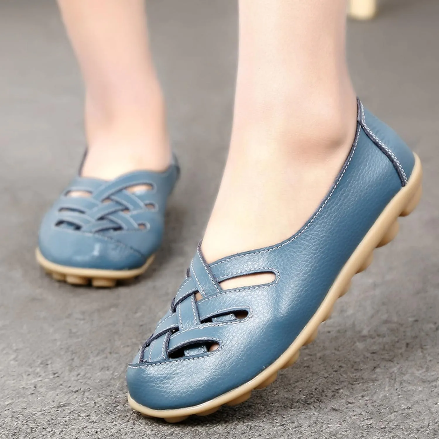 Sandals for Women 2025 Breathable Leather Loafers Hollow Soft-Soled Wedges Comfortable Cowhide Leather Shoes