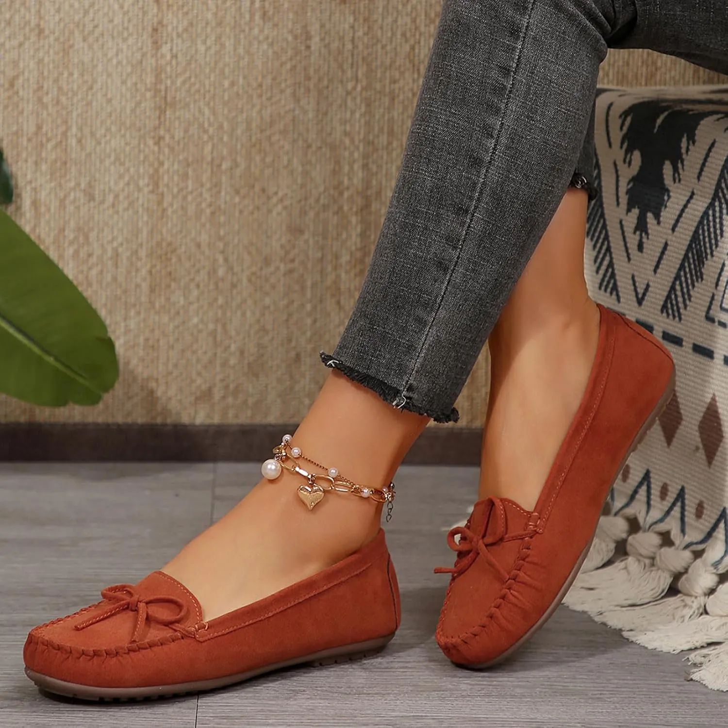 Women's Suede Casual Penny Loafers Vintage Ladies Moccasins Driving Shoes Comfort Slip-On Fashion Boat Classic Flats
