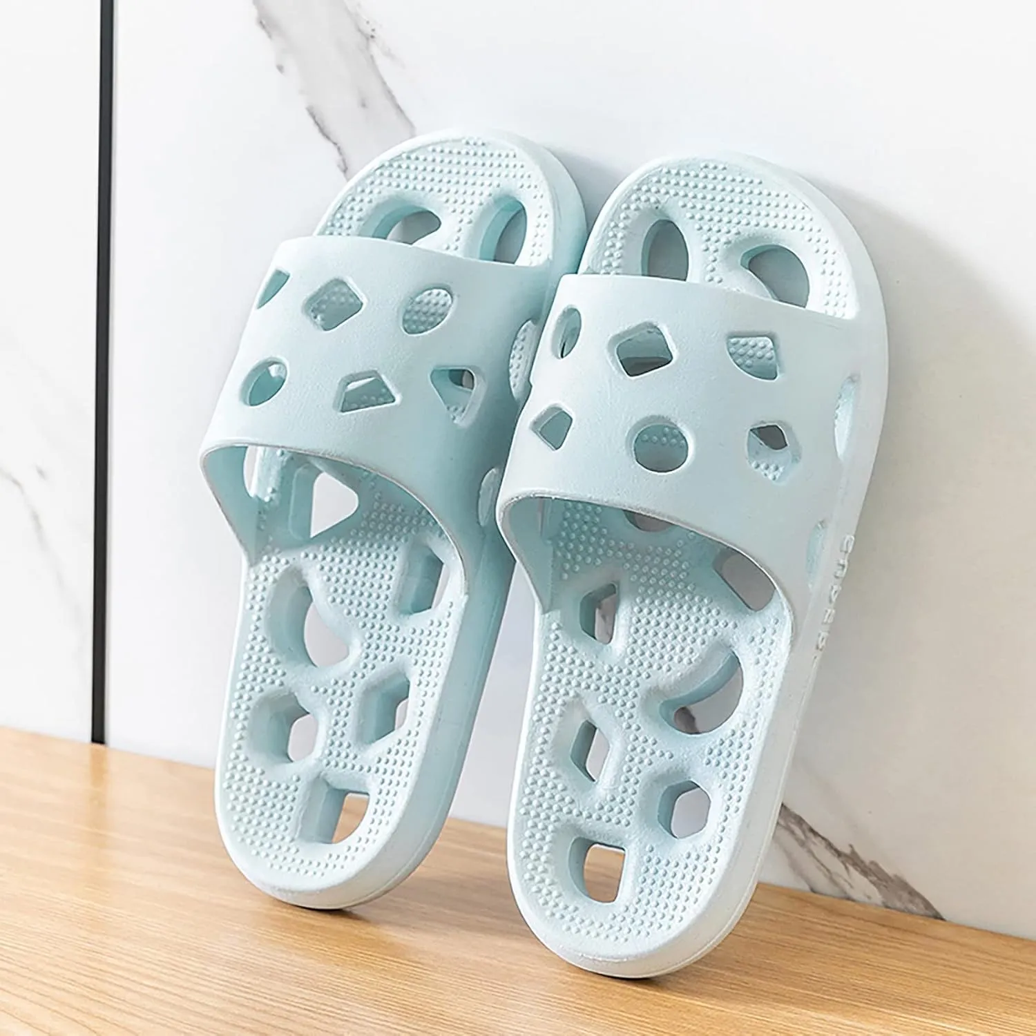 Women's Summer Beach Slides Sandals Bathroom Shower Slippers Non Slip Pool Slides Women's Non Slip Slippers