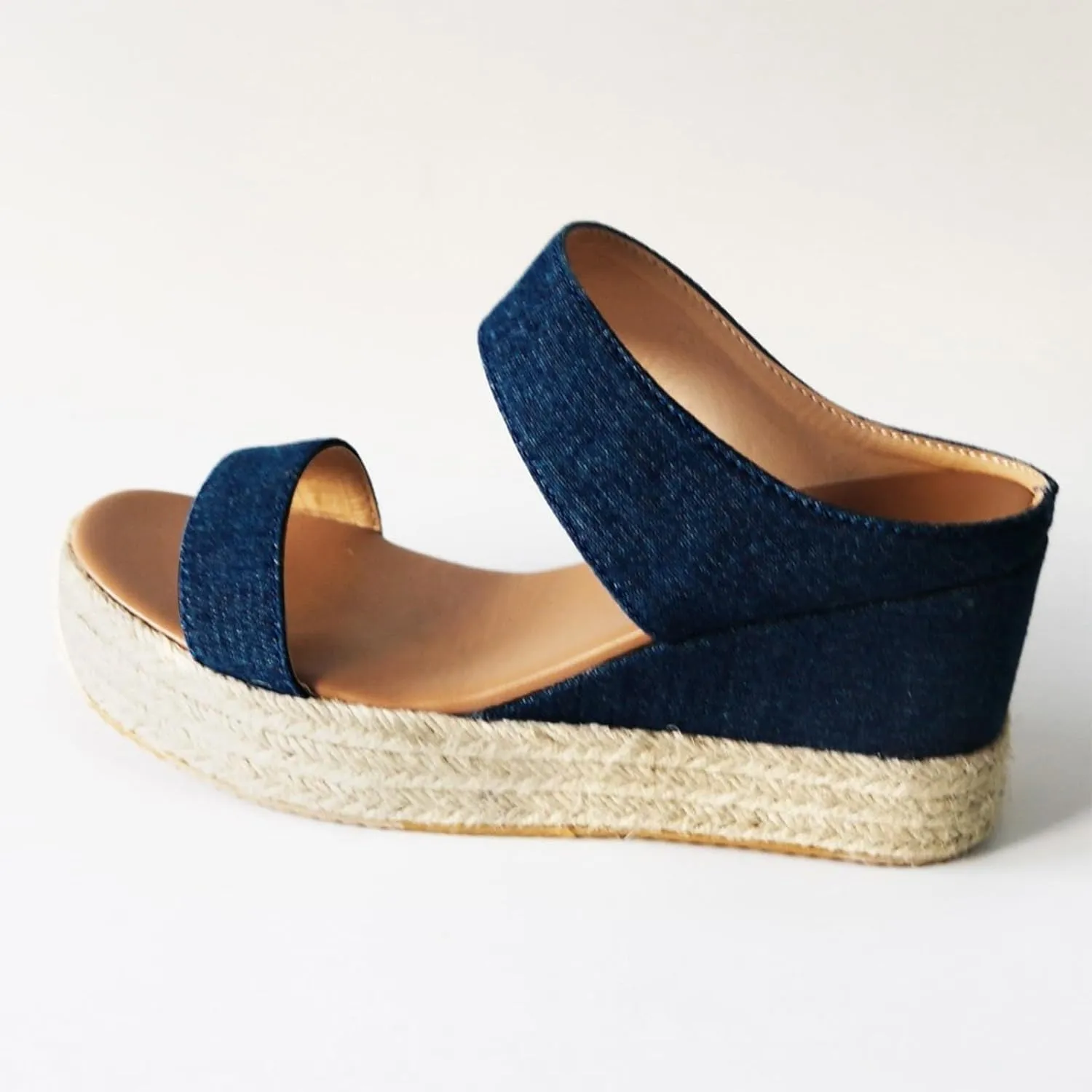 Women's Versatile Platform Sandals Summer Platform Comfortable Low Wedges Slides Arch Support Elegant Sandals