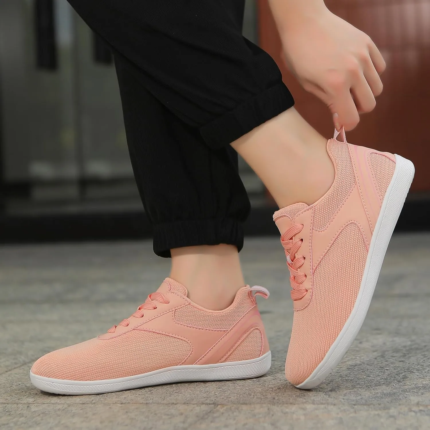 Womens Wide Toe Barefoot Shoes Comfortable Breathable Mesh Minimalist Walking Shoes Trendy Lightweight Slip On Zero Drop Workout Sneakers Casual Athletic Barefoot Sneakers